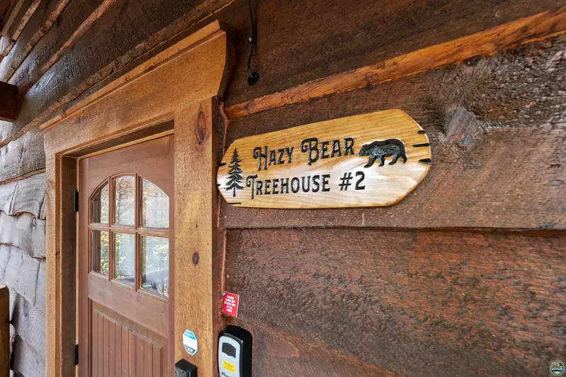 Hazy Bear Treehouse #2