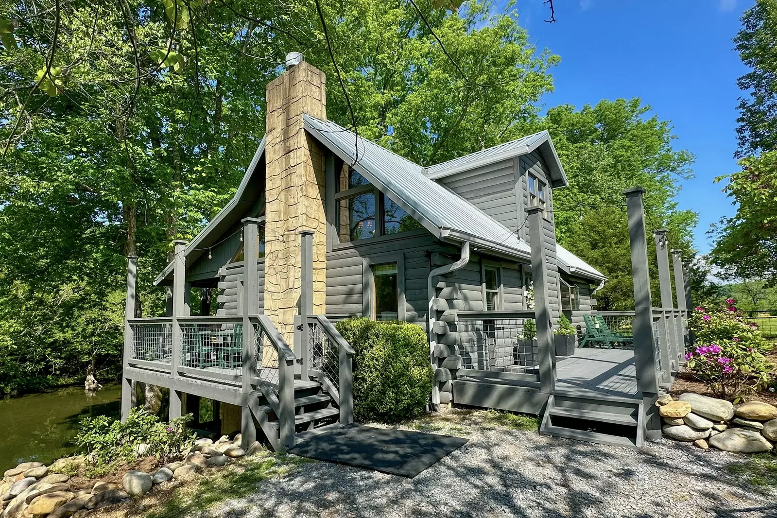 River Rest Cabin