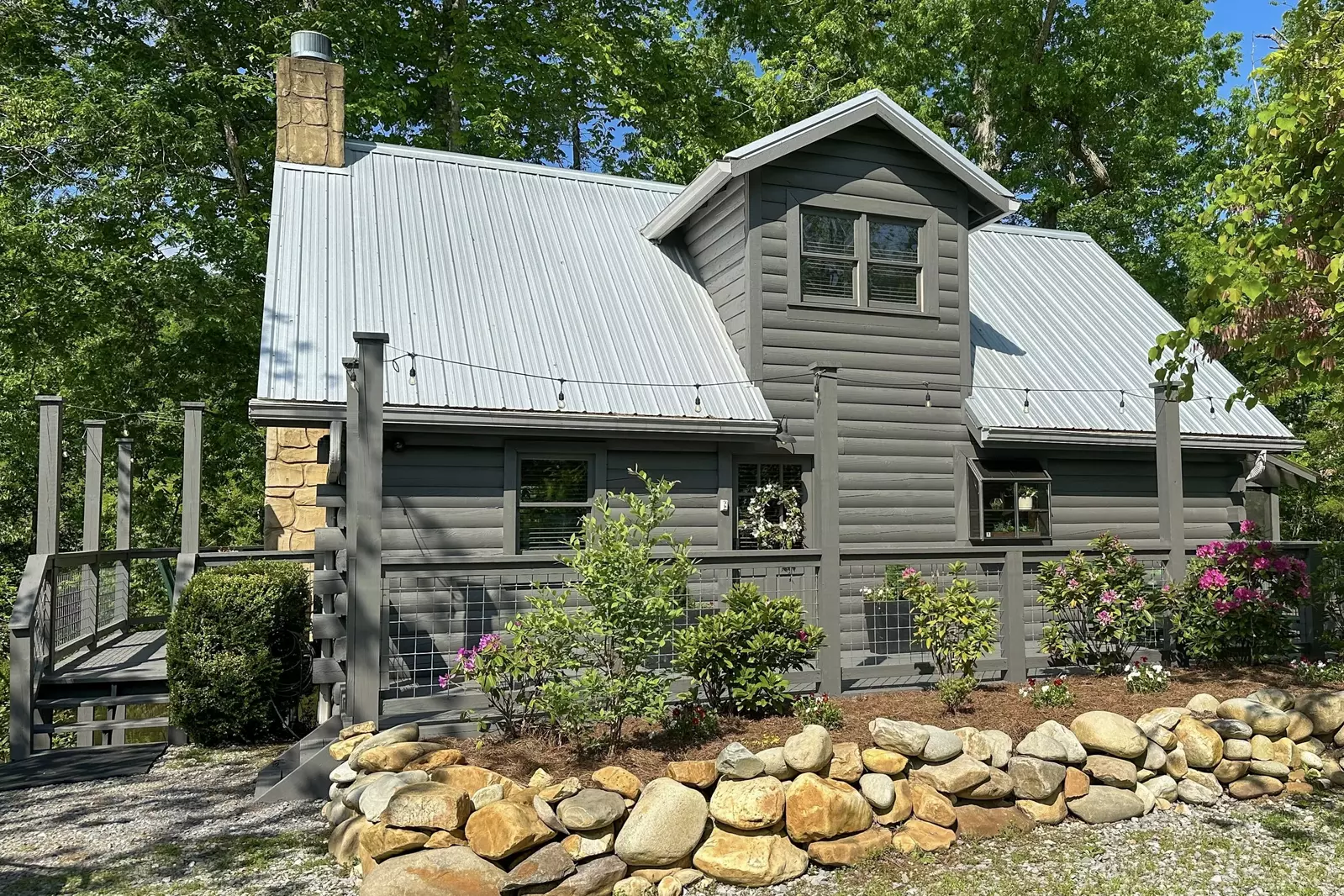 River Rest Cabin