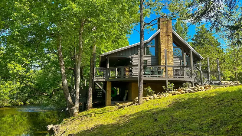 River Rest Cabin