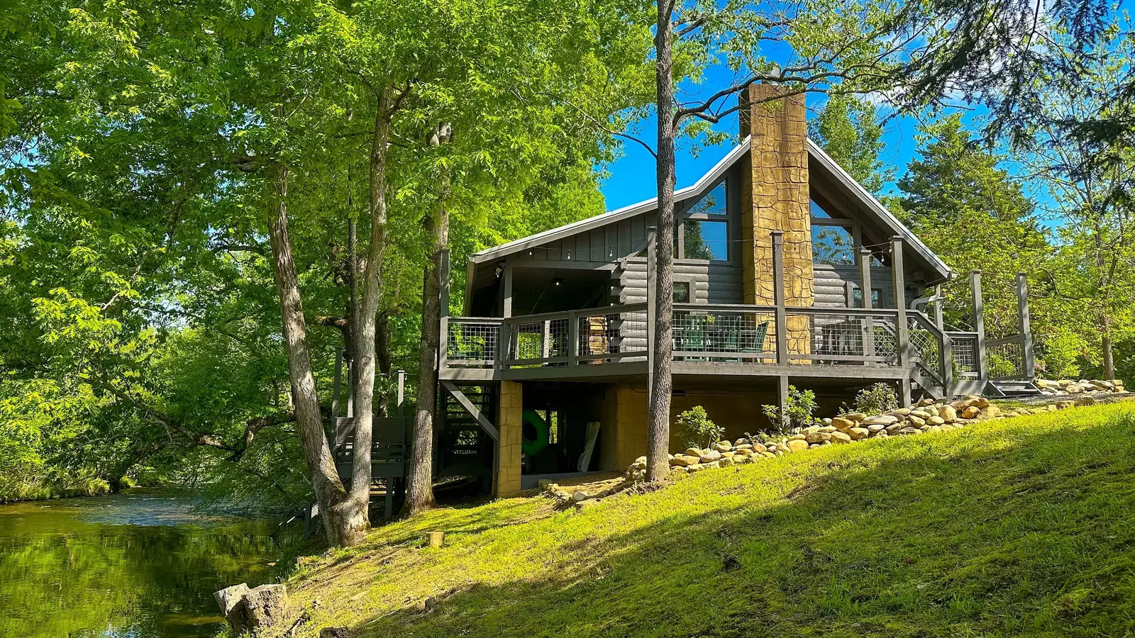 River Rest Cabin