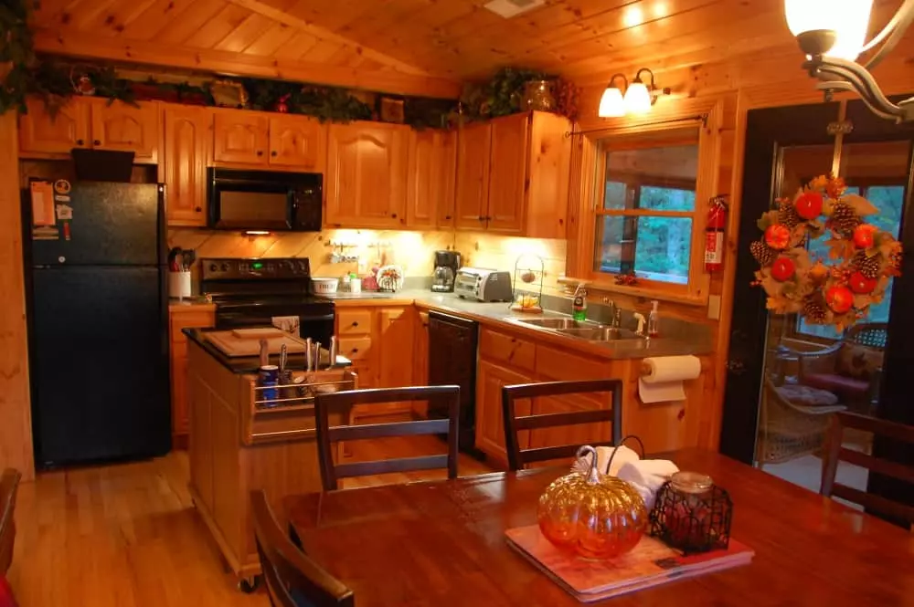 His Promises Cabin