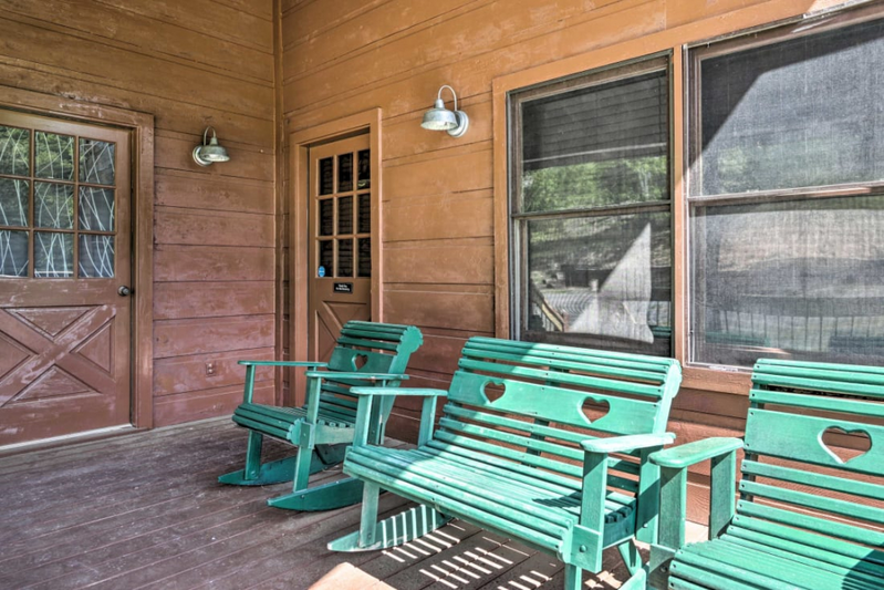 A Sweet Wears Valley Cabin Retreat!