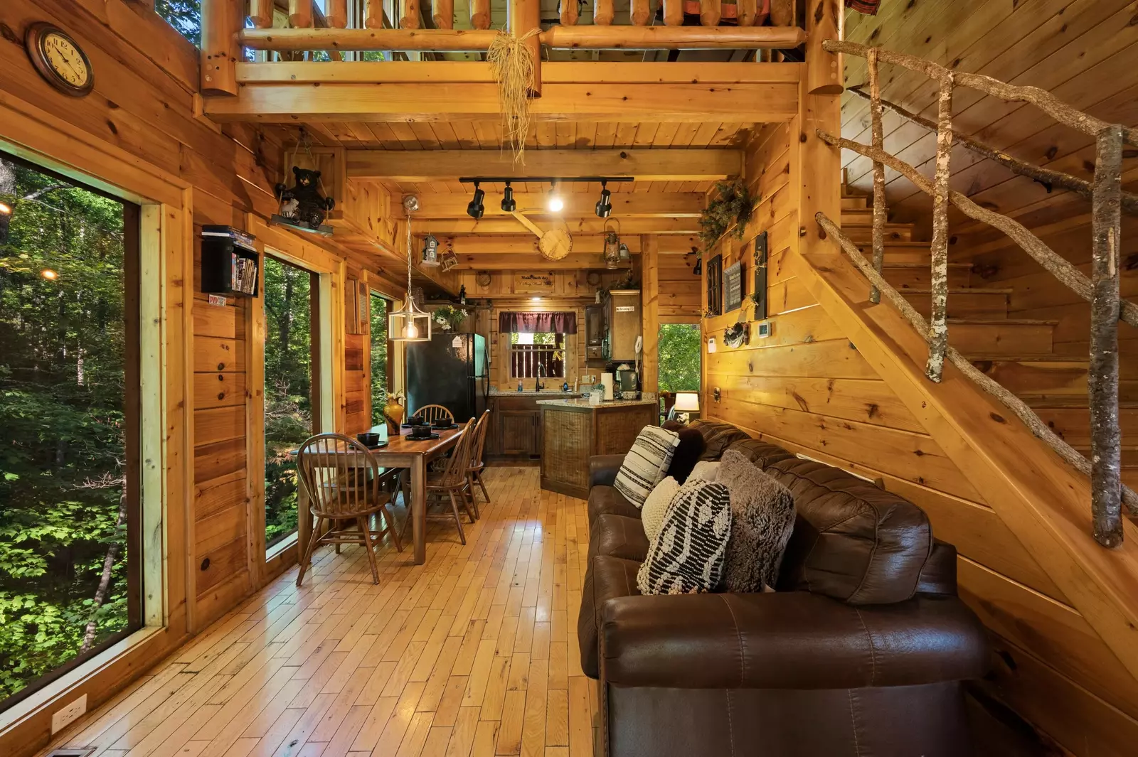 Arbor Place Cabin Rental