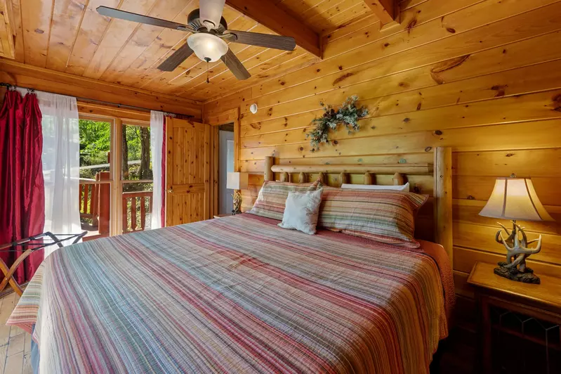 Arbor Place Cabin Rental