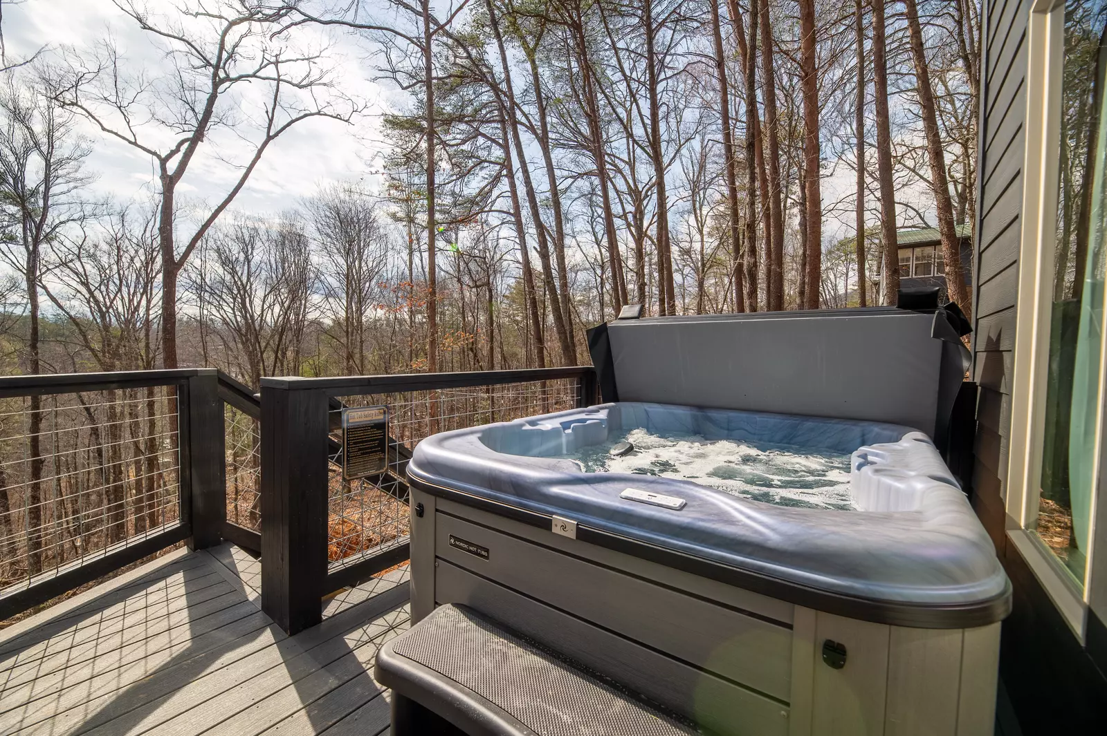4-5 people Hot Tub