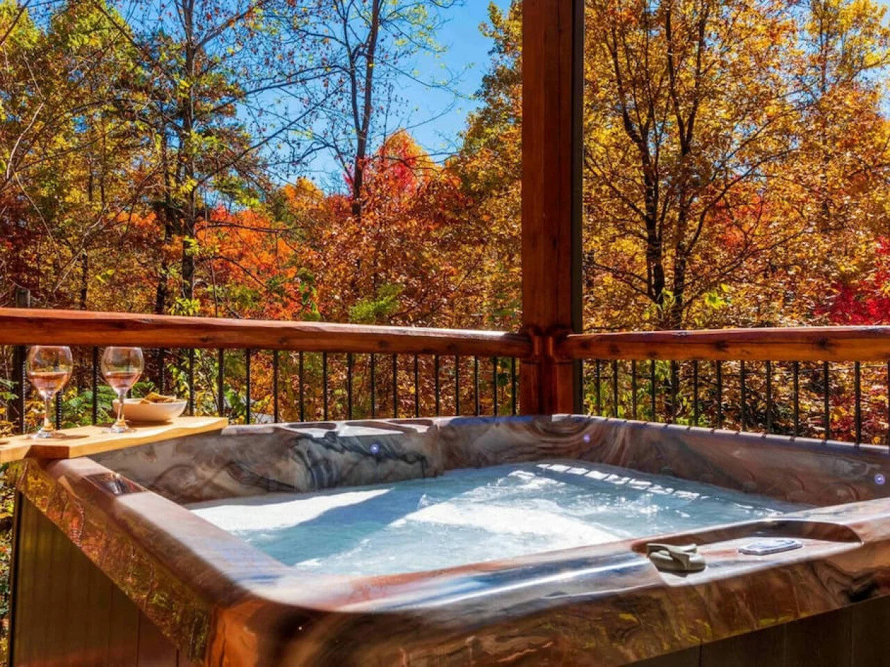 Whispering Pines Retreat By Ghosal Luxury Lodging