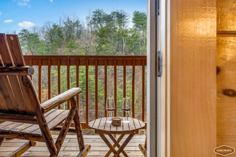 Enchanted Forest Hideaway by Ghosal Luxury Lodging