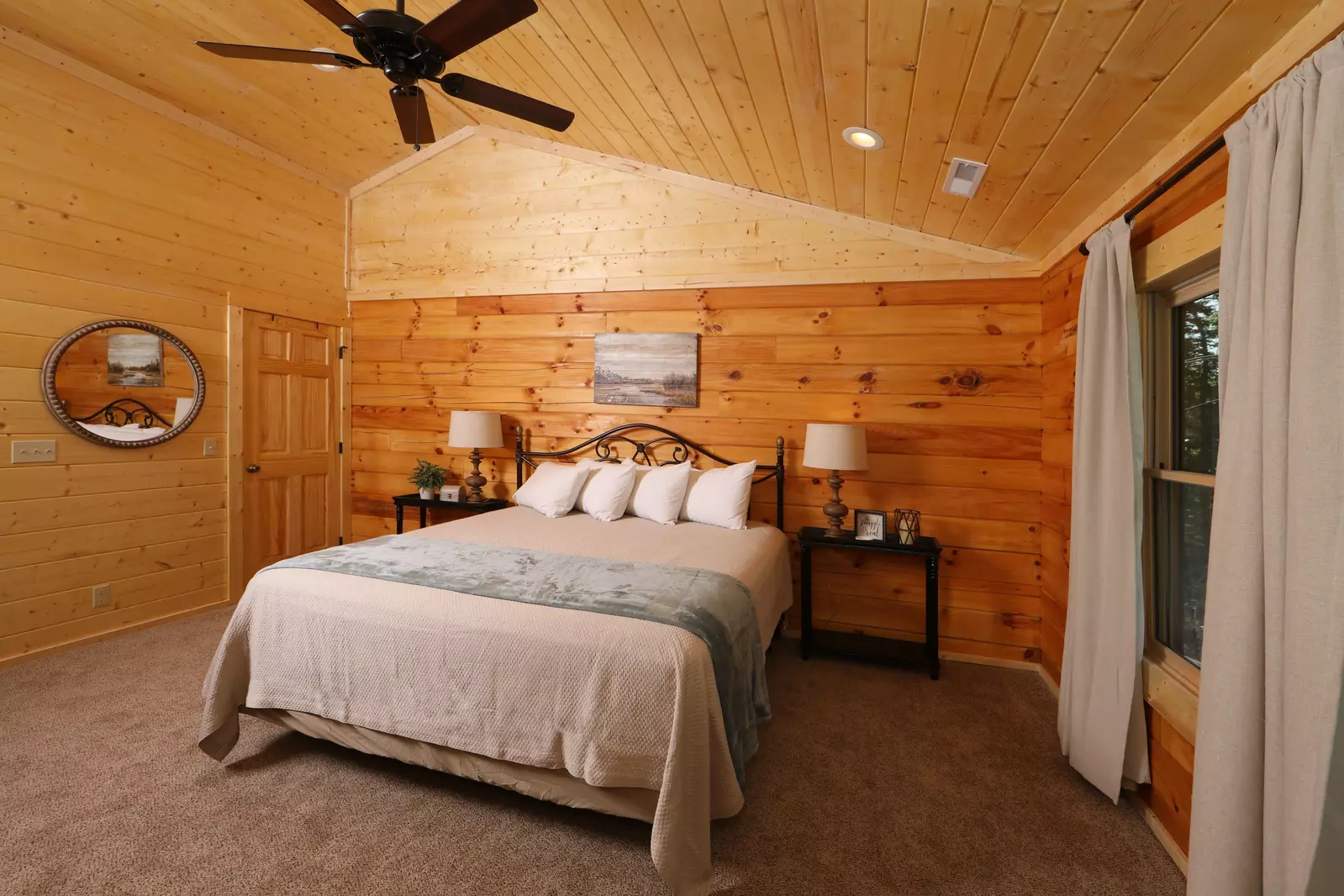 Deerfield Lodge