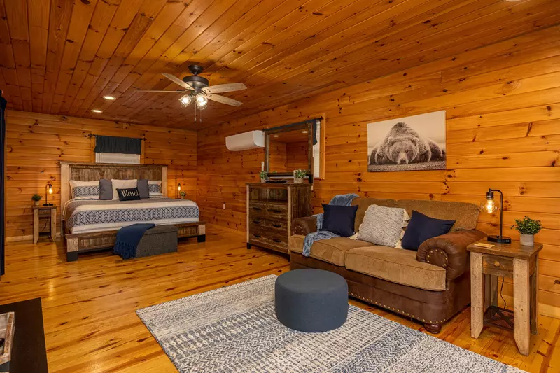 King Suite Upstairs