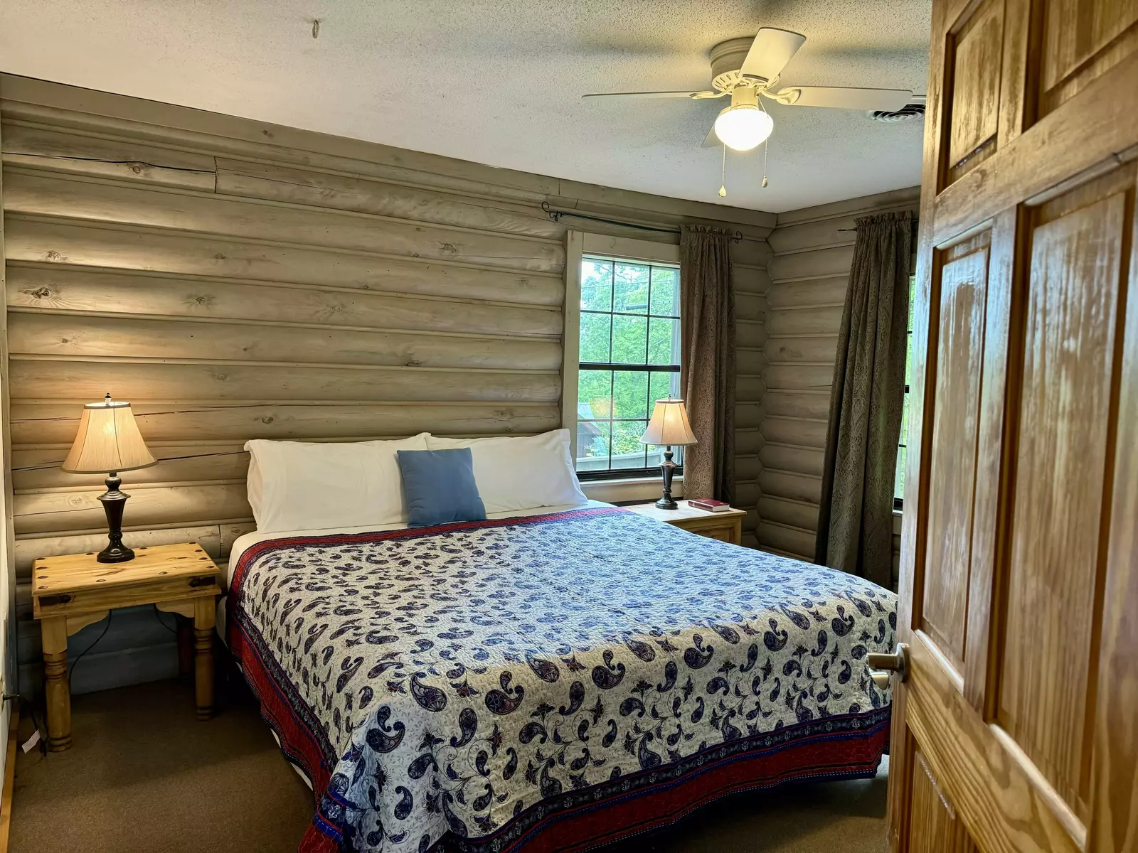 Upstairs Summer King Bedroom