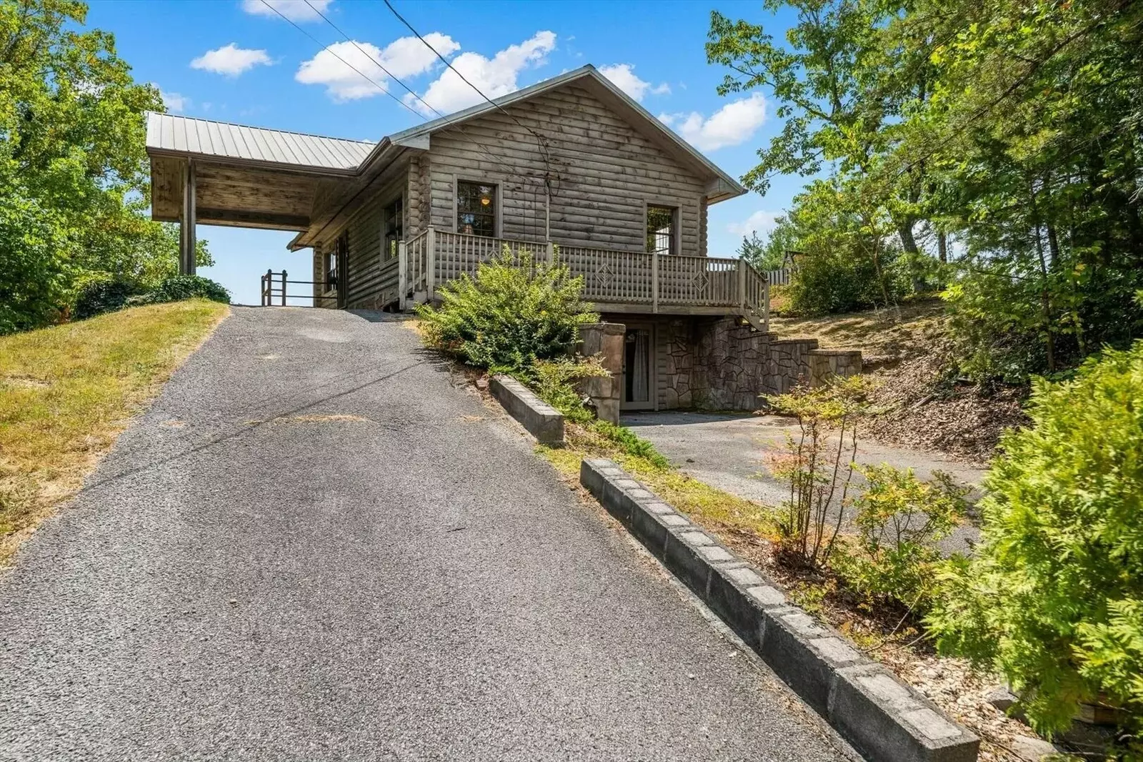 Upper Driveway & Main Entrance