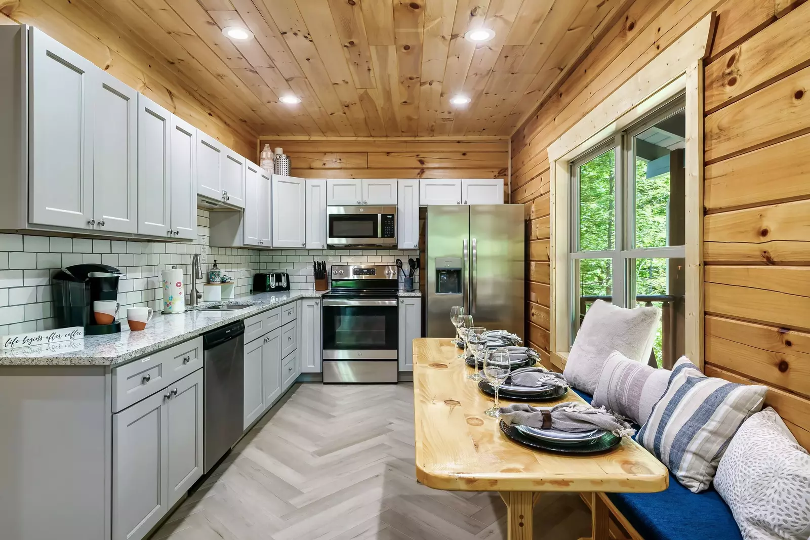 Keep the chef company in this modern kitchen.