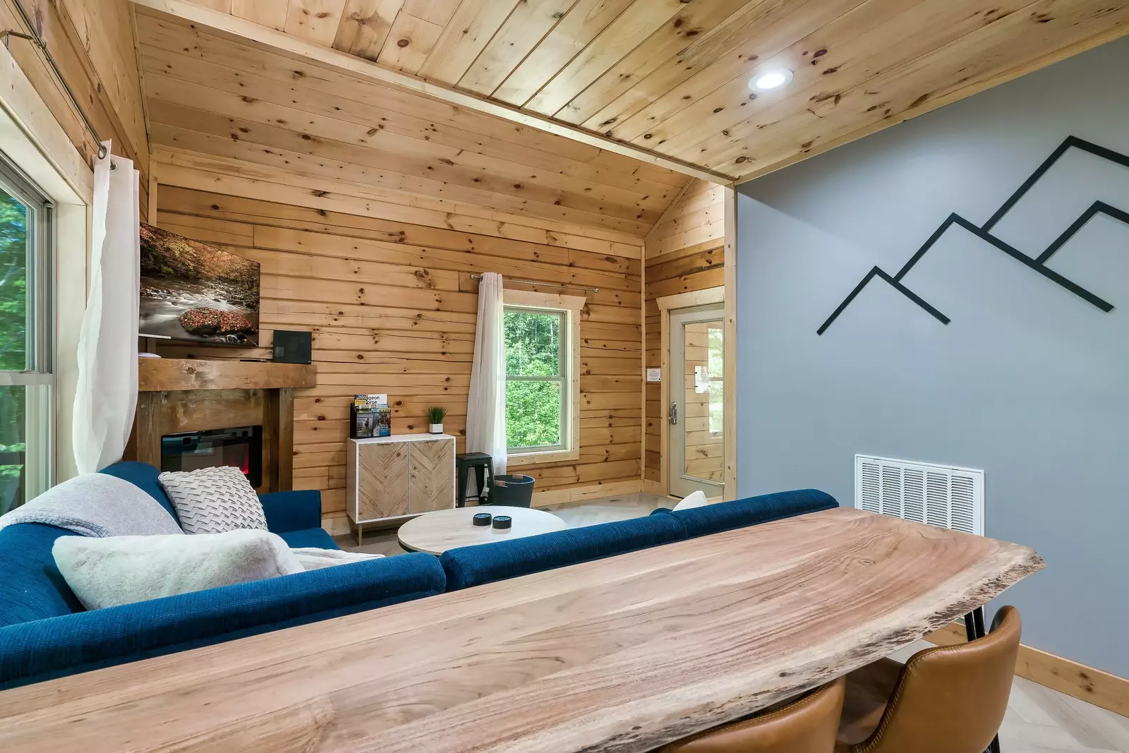 Modern touches provide a cozy feel.