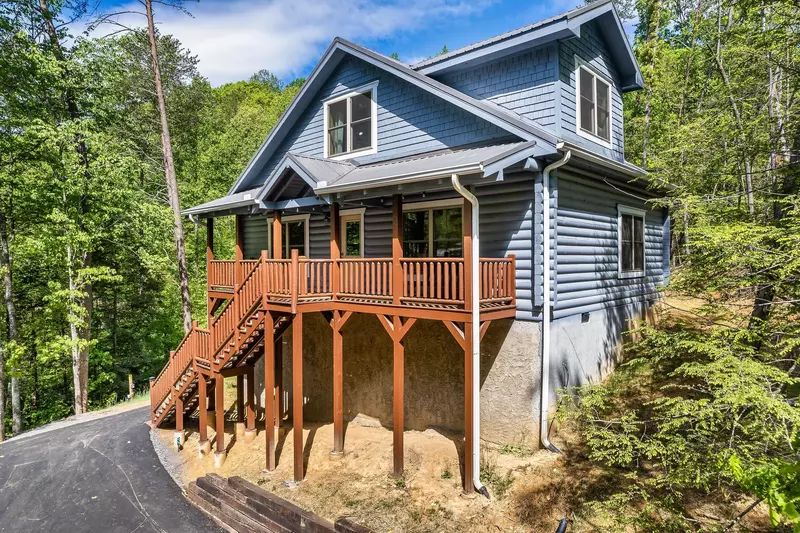 Front of the cabin