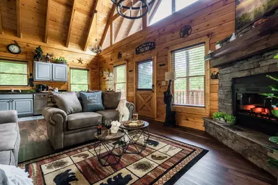 Leconte Hideout