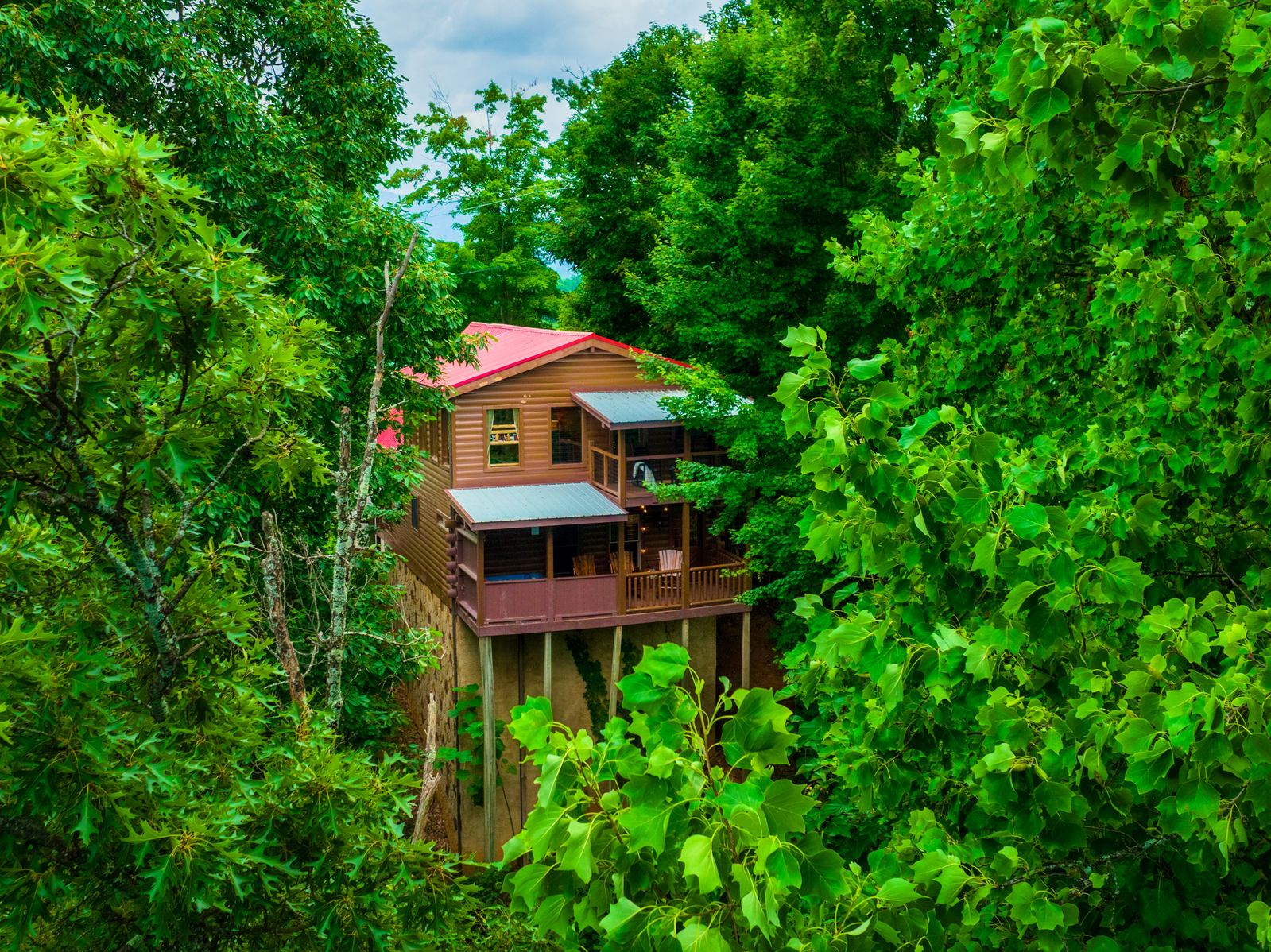Leconte Hideout