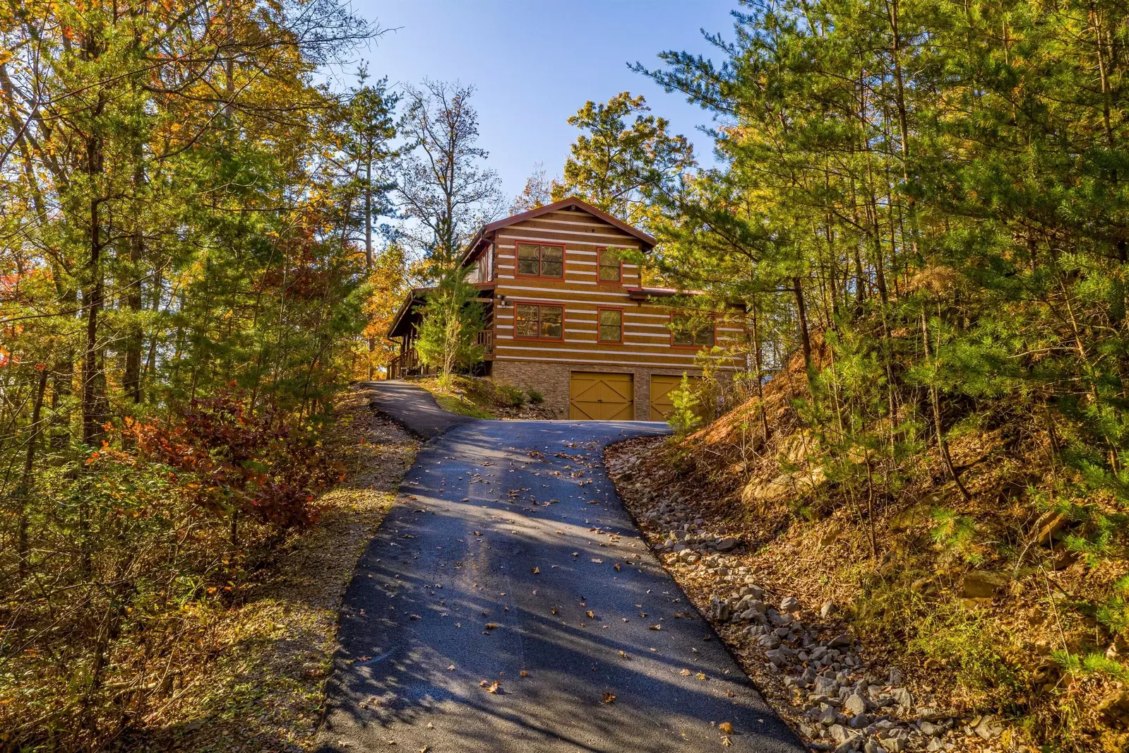 Appalachian Escape Cabin