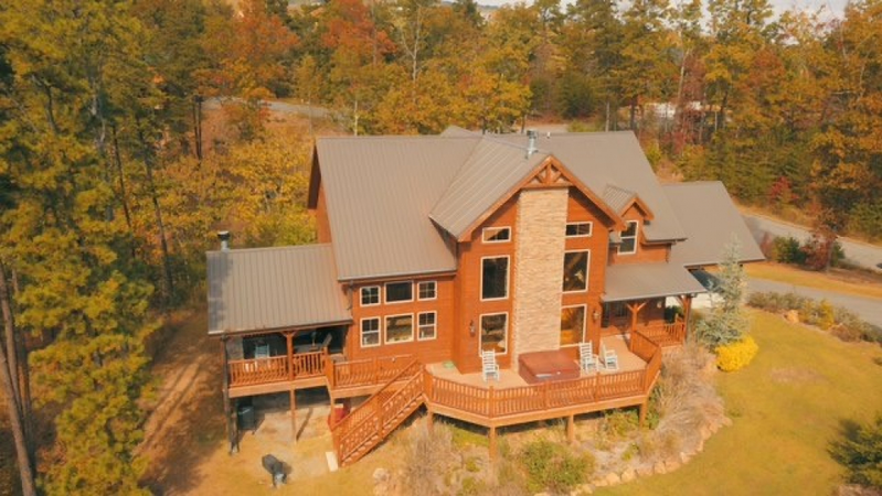 Hackberry Lodge