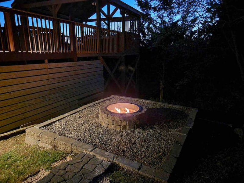Fire pit