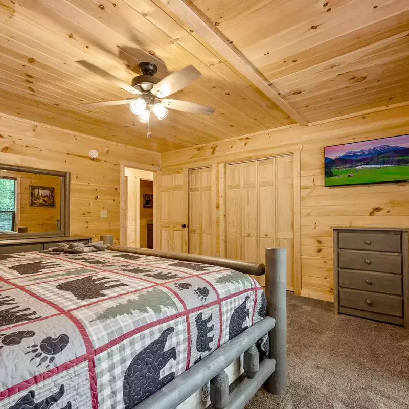 3rd Bedroom, King Bed