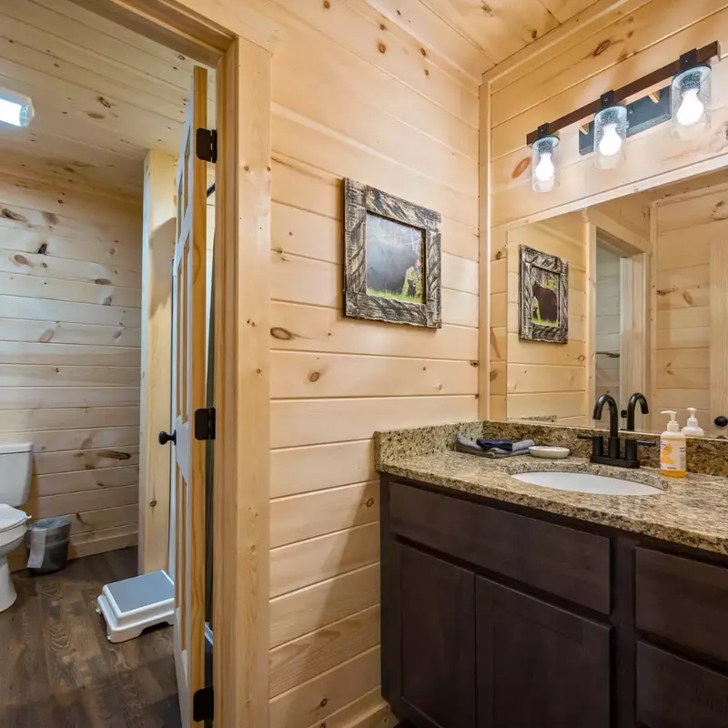 Full Bathroom Upstairs, Shared
