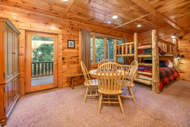 Bear Creek Lodge