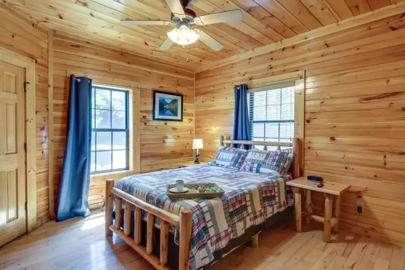 Sunrise Mountain Lodge