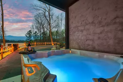The hot tub seats 5 comfortably!