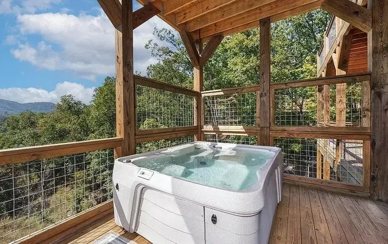 Private hot tub