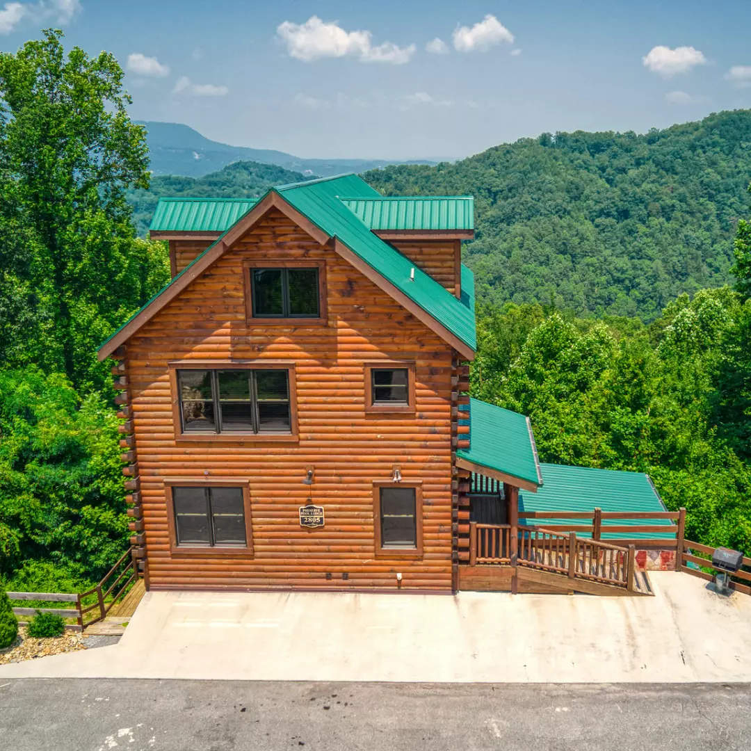 The Preserve Pool Lodge