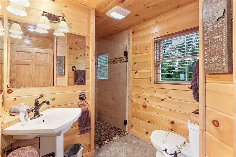 One of the 3 bathrooms