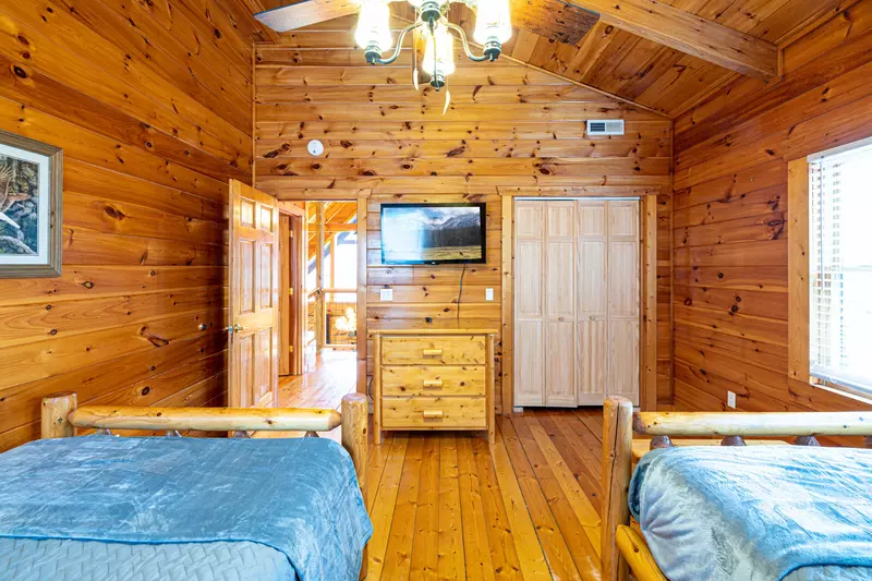 Bedroom 3 - upper level
