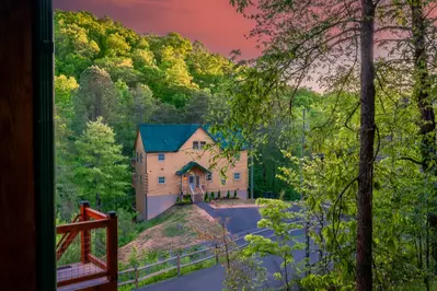 Countryside Comfort By Ghosal Luxury Lodging