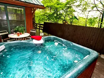 Bear Mountain Lodge