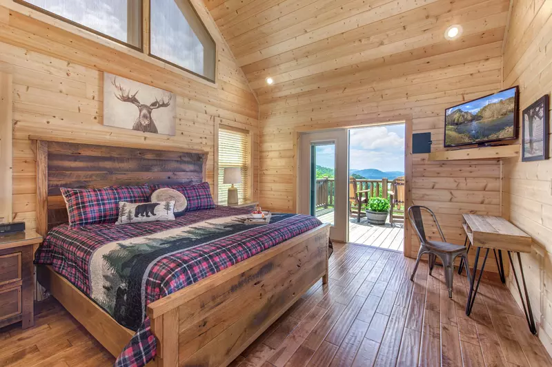 Whiskey Mountain Lodge
