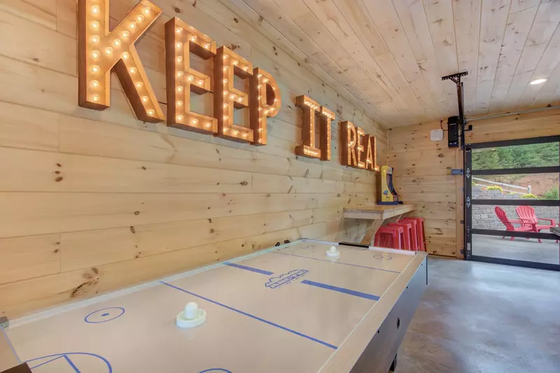 Whiskey Mountain Lodge