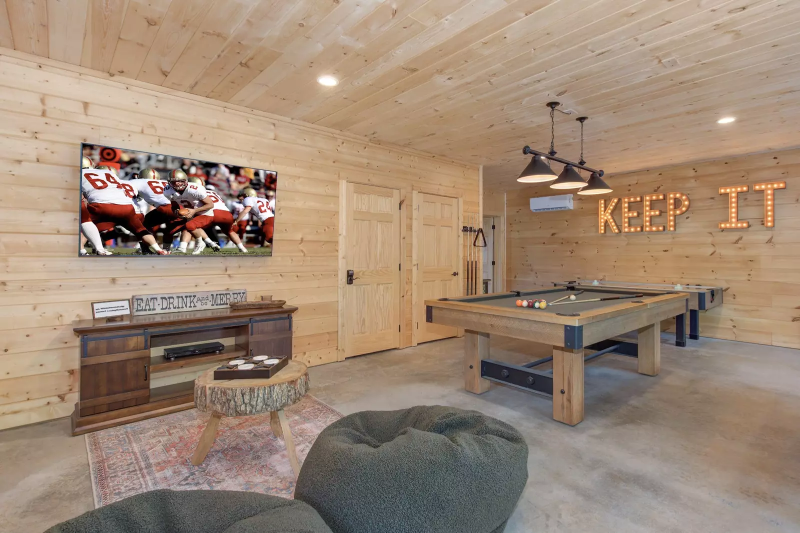 Whiskey Mountain Lodge