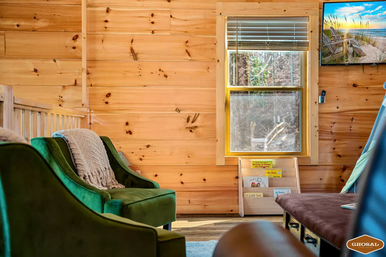 Heavenly Heights by Ghosal Luxury Lodging