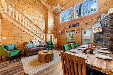 Heavenly Heights by Ghosal Luxury Lodging