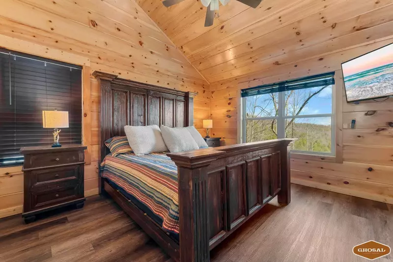 Heavenly Heights by Ghosal Luxury Lodging