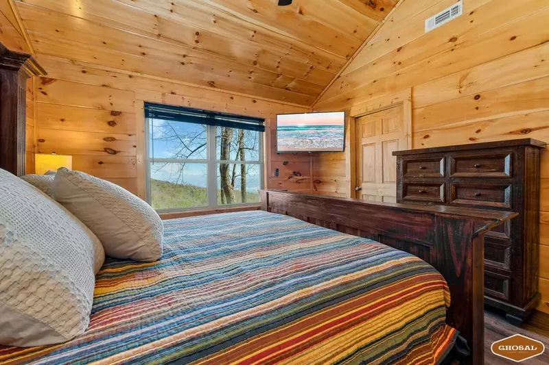 Heavenly Heights by Ghosal Luxury Lodging