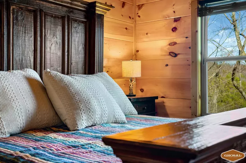 Heavenly Heights by Ghosal Luxury Lodging