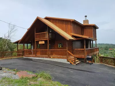 CHARMING CHARLIES CABIN III