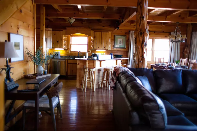 Peaks and Pines Lodge