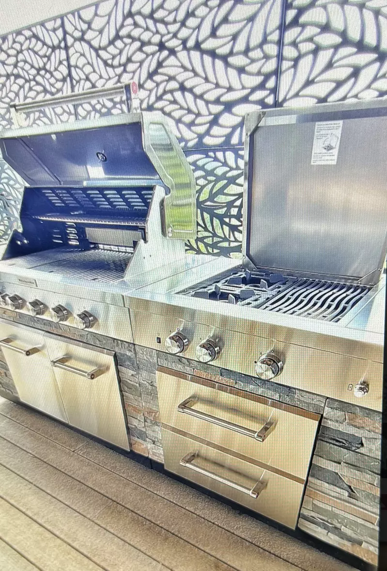 Outdoor Grill