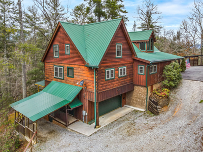 Alpine Lodge