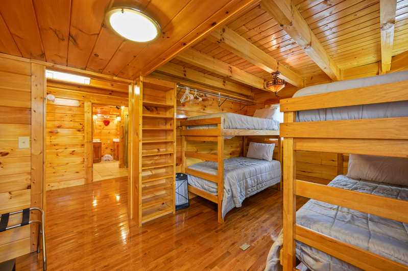 Alpine Lodge