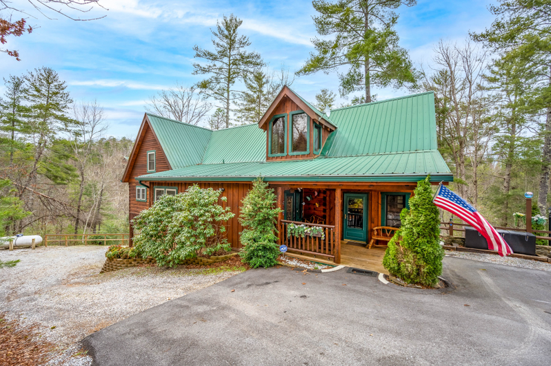 Alpine Lodge