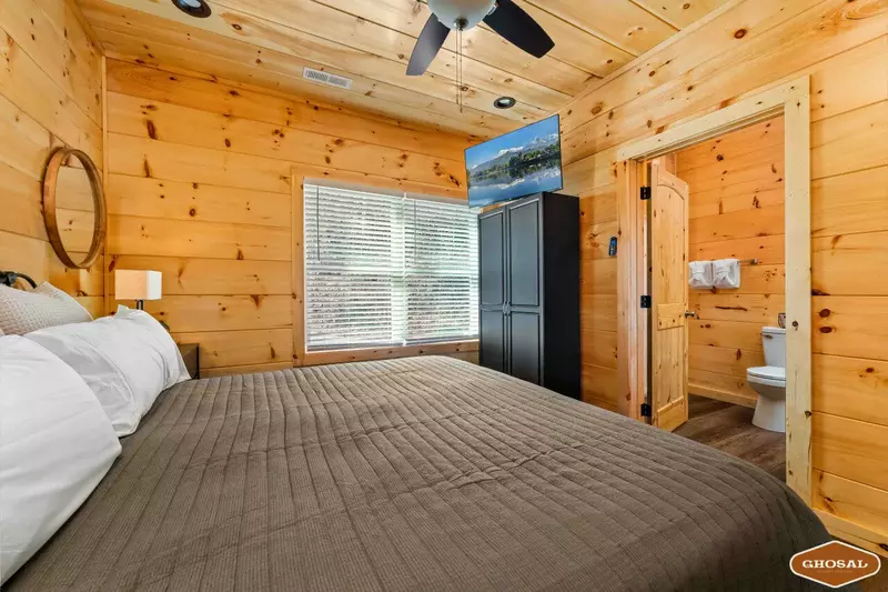 Skyview Serenity by Ghosal Luxury Lodging